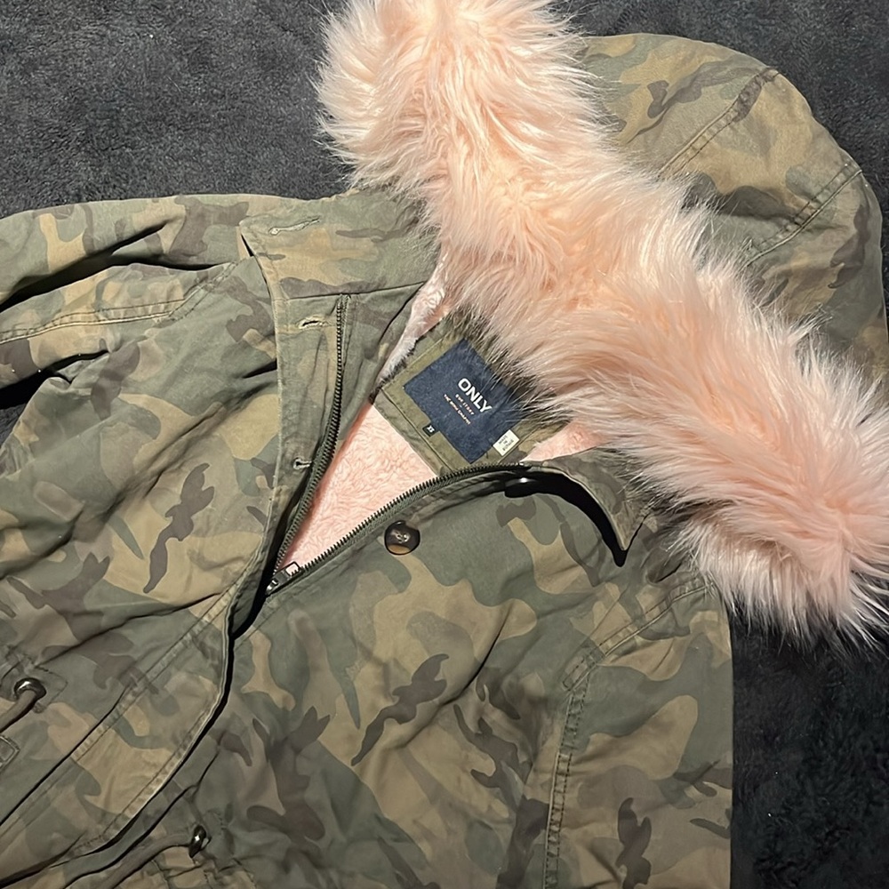 ONLY camo jacket